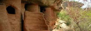 Les grottes de Nok et Maproug